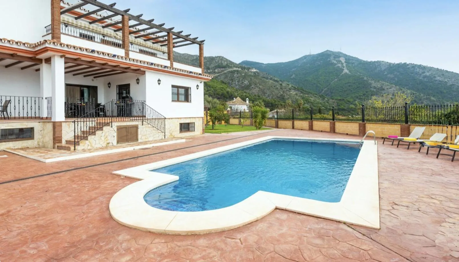 Villa Piscina Privada, Vistas Al Mar Y Montana Mijas